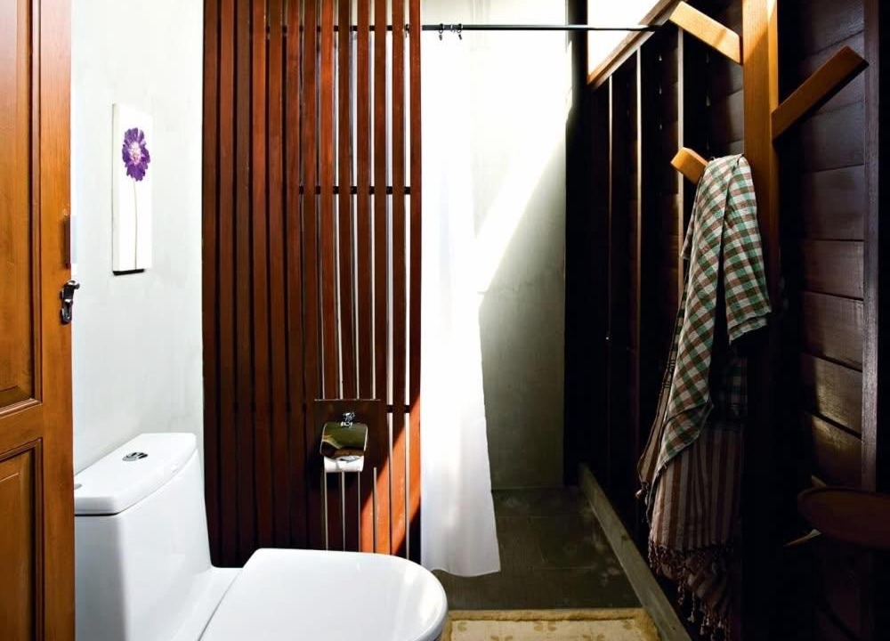 Photo of Bathroom in Damnoen Saduak