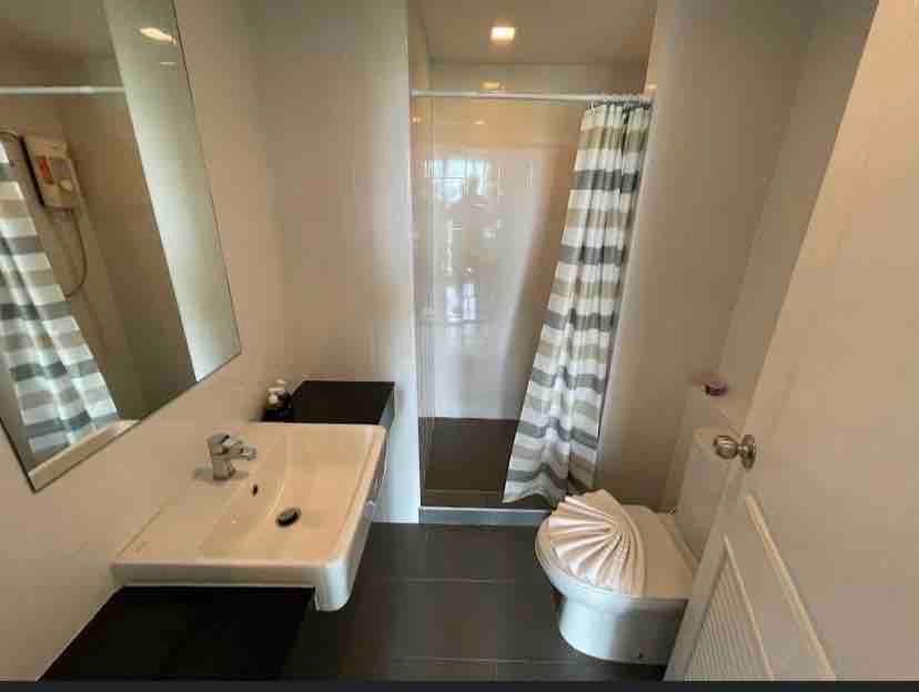 Photo of Bathroom in Talat Nuea