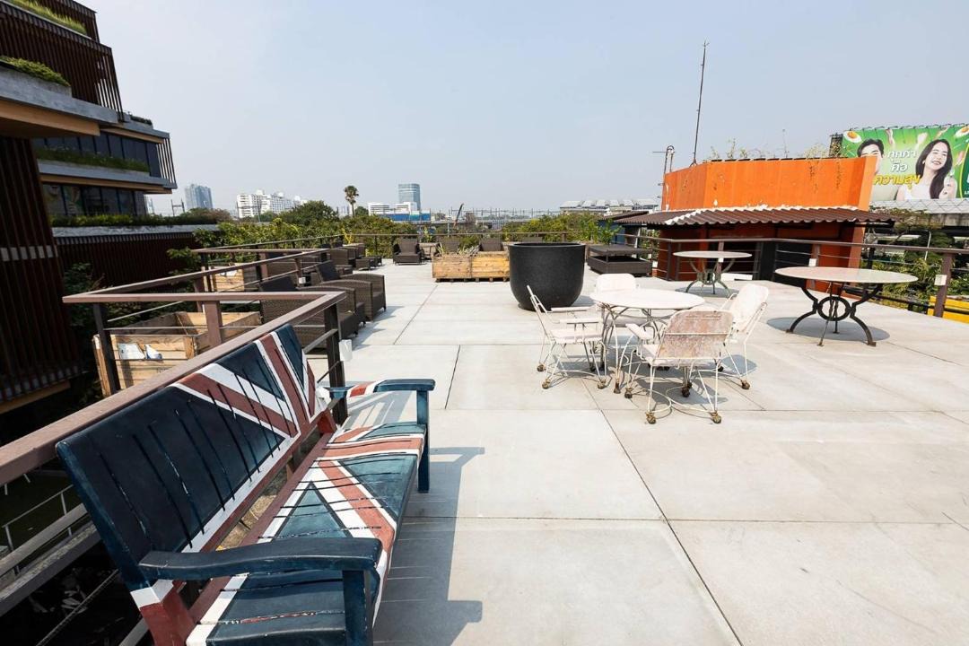 Photo of Patio Balcony in Phaya Thai