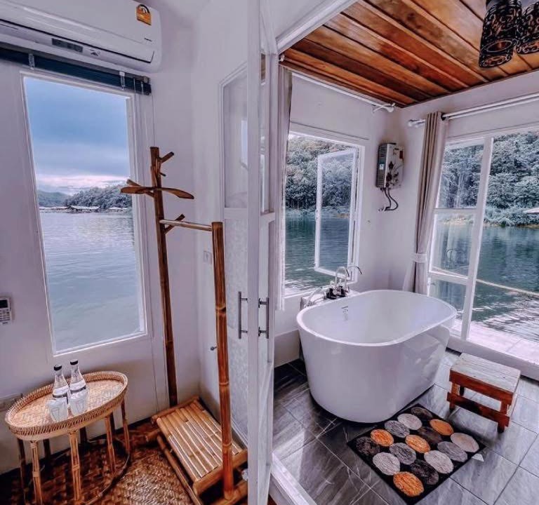 Photo of Bathroom in Mae Taeng
