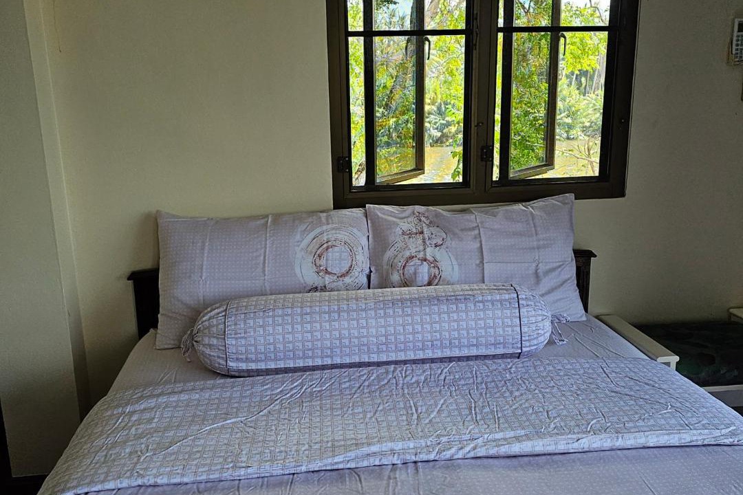 Photo of Bedroom in Makham Tia