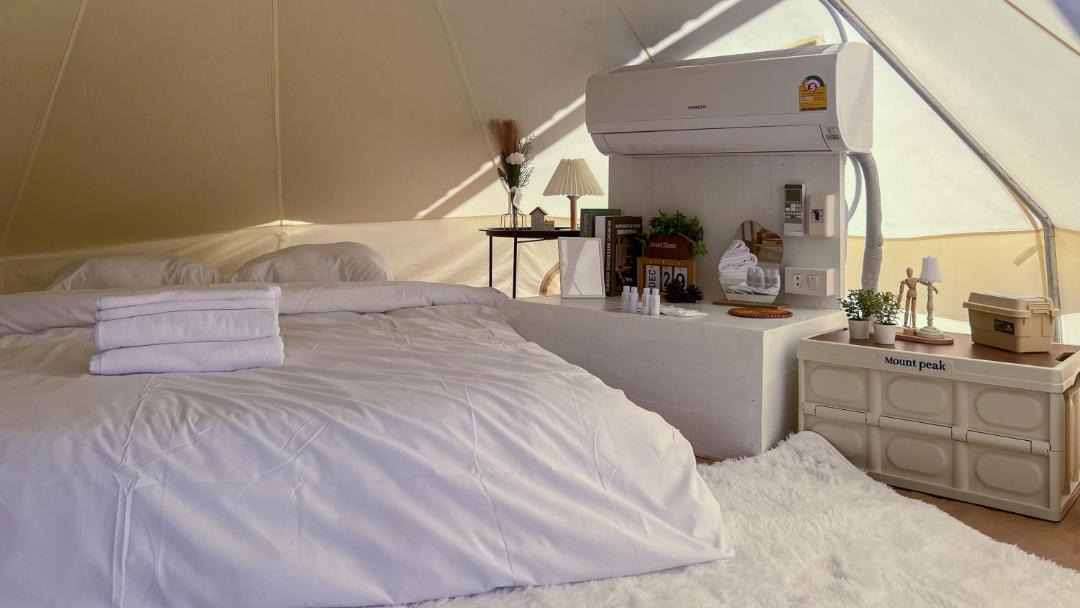 Photo of Bedroom in Si Maha Phot