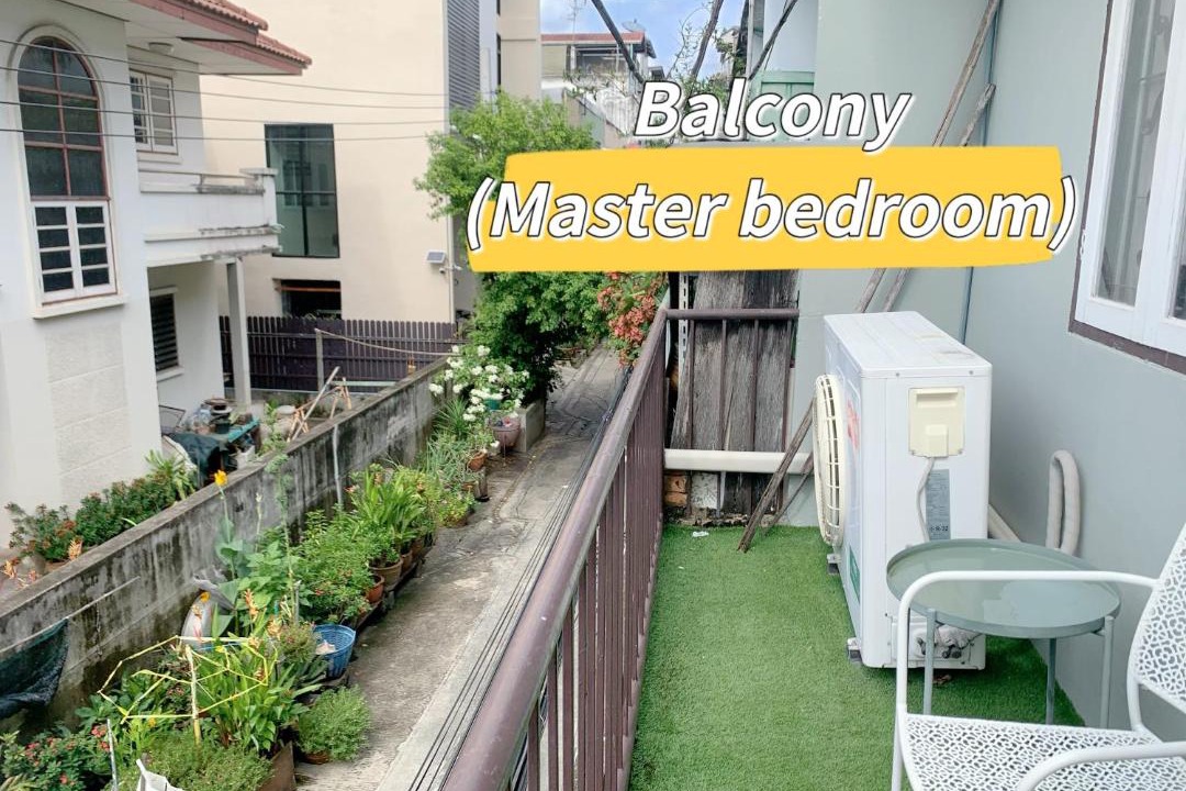 Photo of Patio Balcony in Khlong San