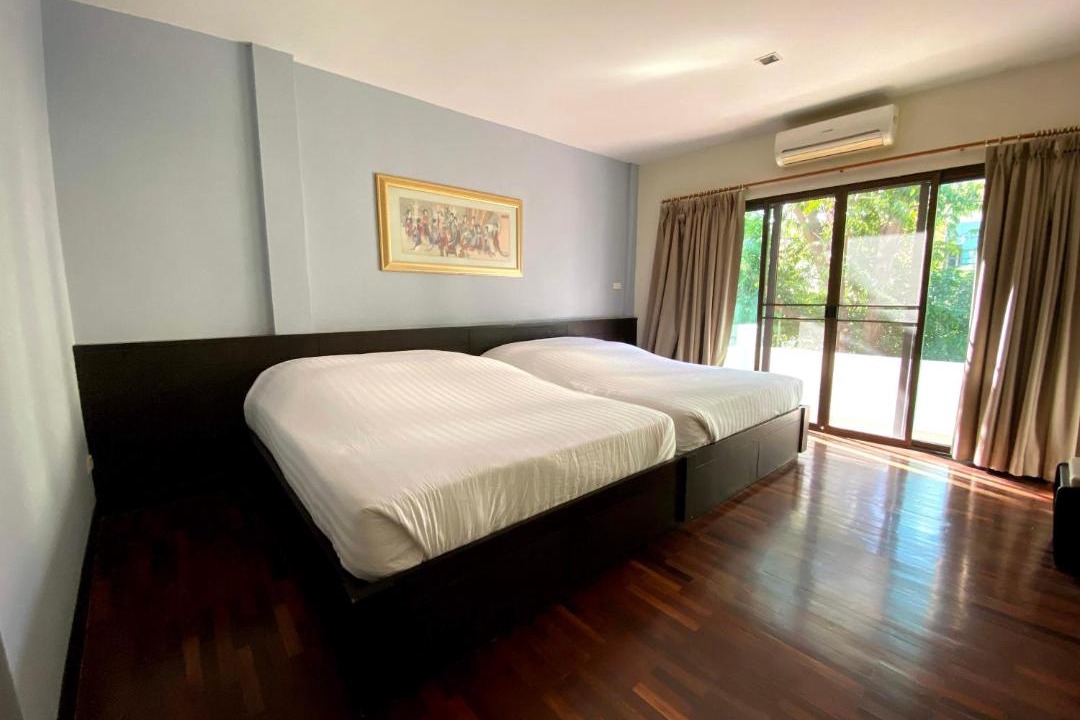 Photo of Bedroom in Khanong Phra