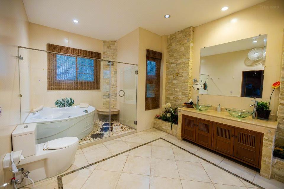 Photo of Bathroom in Nong Chaeng