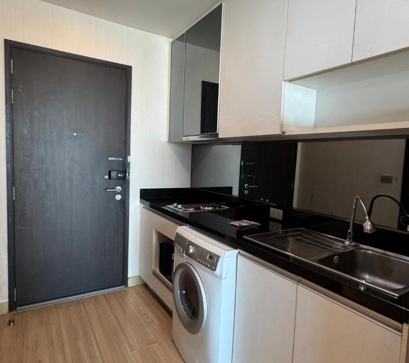 Photo of Kitchen in Phra Khanong Nuea