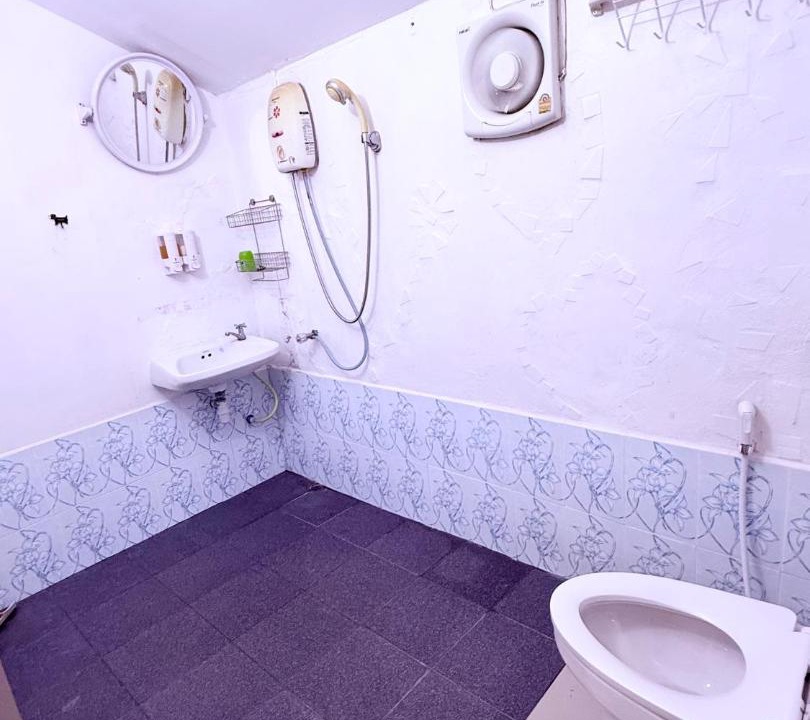 Photo of Bathroom in Thong Chai