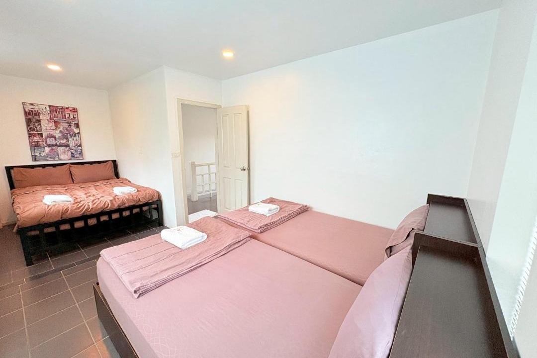 Photo of Bedroom in Saen Suk