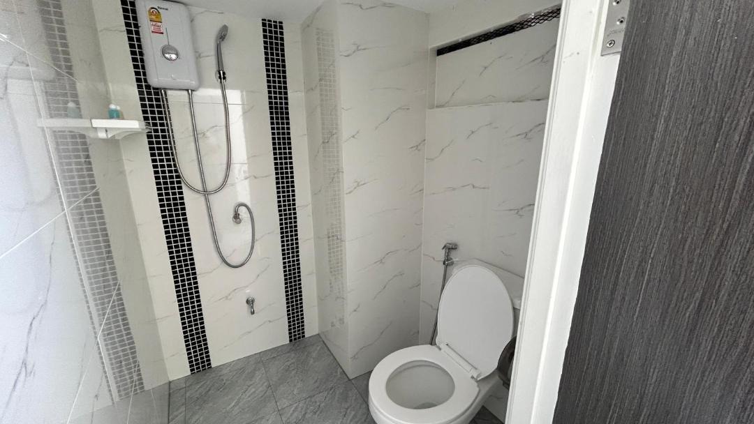 Photo of Bathroom in Mueang Samut Prakan District