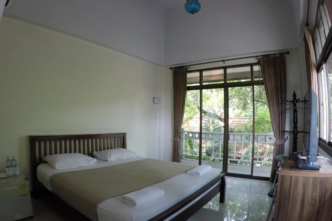 Photo of Others in Lumphli