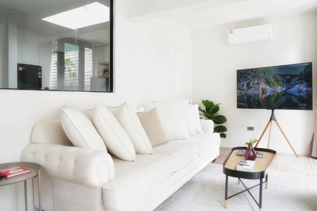 Photo of Livingroom in Khlong San
