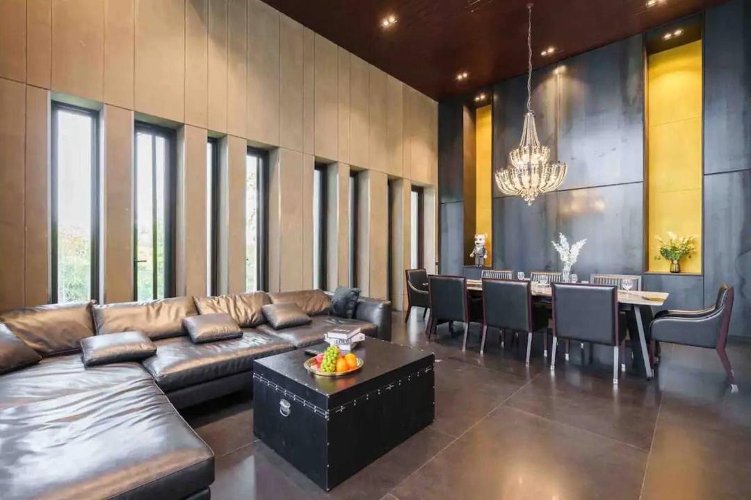 Photo of Livingroom in Ekkamai