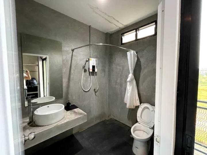 Photo of Bathroom in Khlong Hae