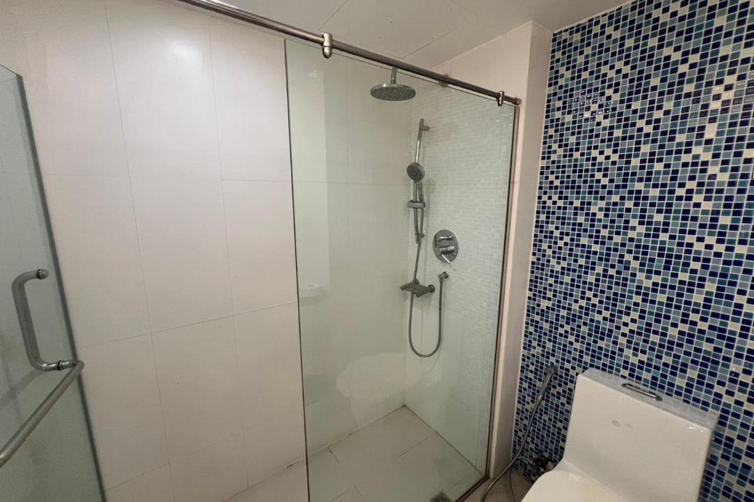 Photo of Bathroom in Pak Nam Pran