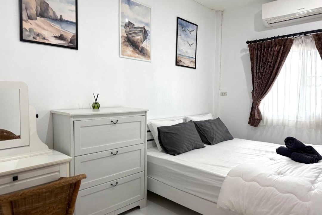 Photo of Bedroom in Sadao
