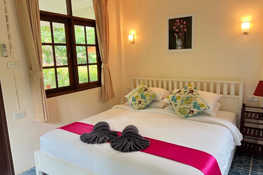 Photo of Bedroom in Ban Thalane