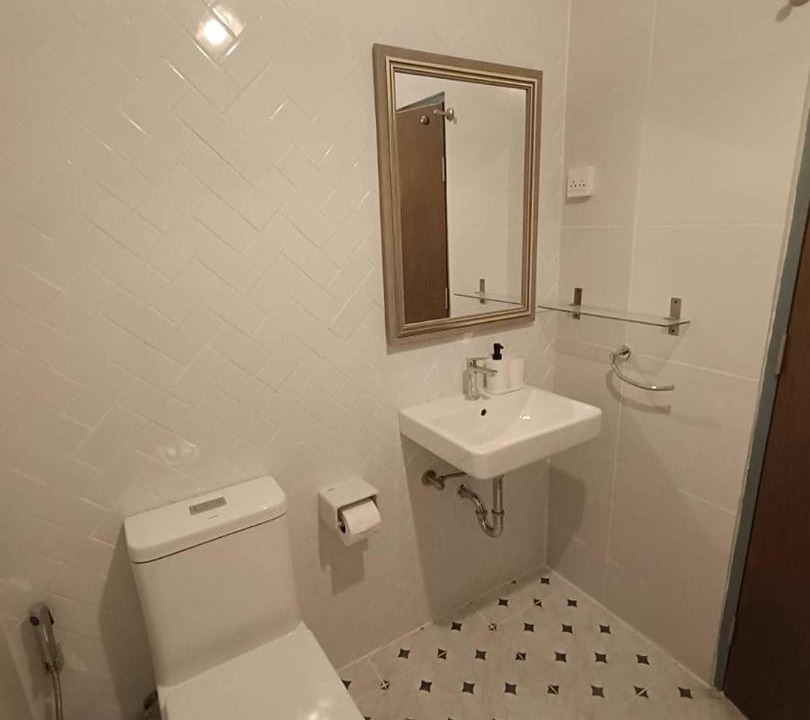 Photo of Bathroom in Phra Nakhon