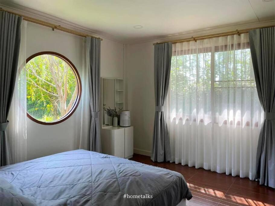 Photo of Bedroom in Tha Tum