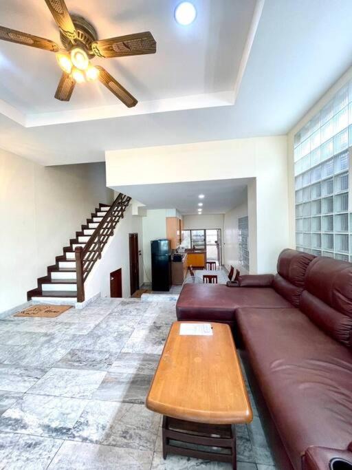 Photo of Livingroom in Noen Phra