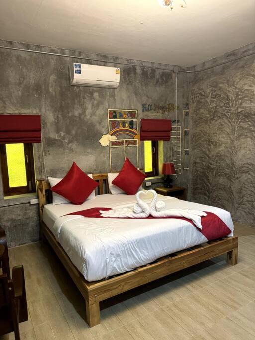 Photo of Bedroom in Thong Sala
