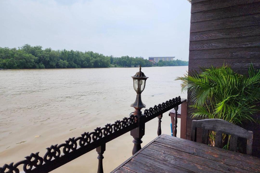 Photo of Others in Phra Samut Chedi