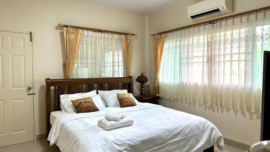 Photo of Bedroom in Thap Than