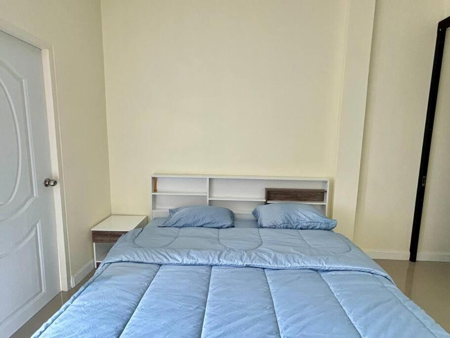 Photo of Bedroom in Mae Jo