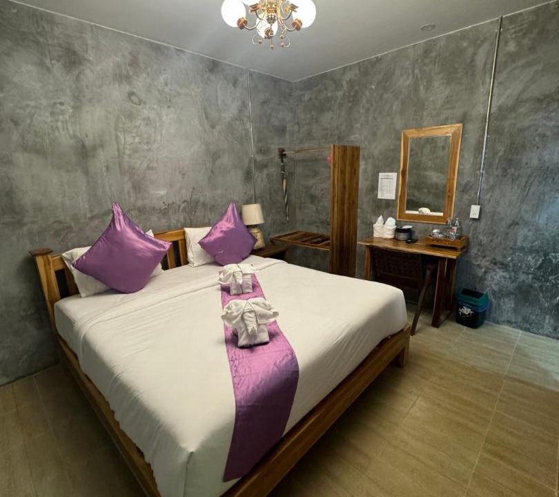 Photo of Bedroom in Thong Sala