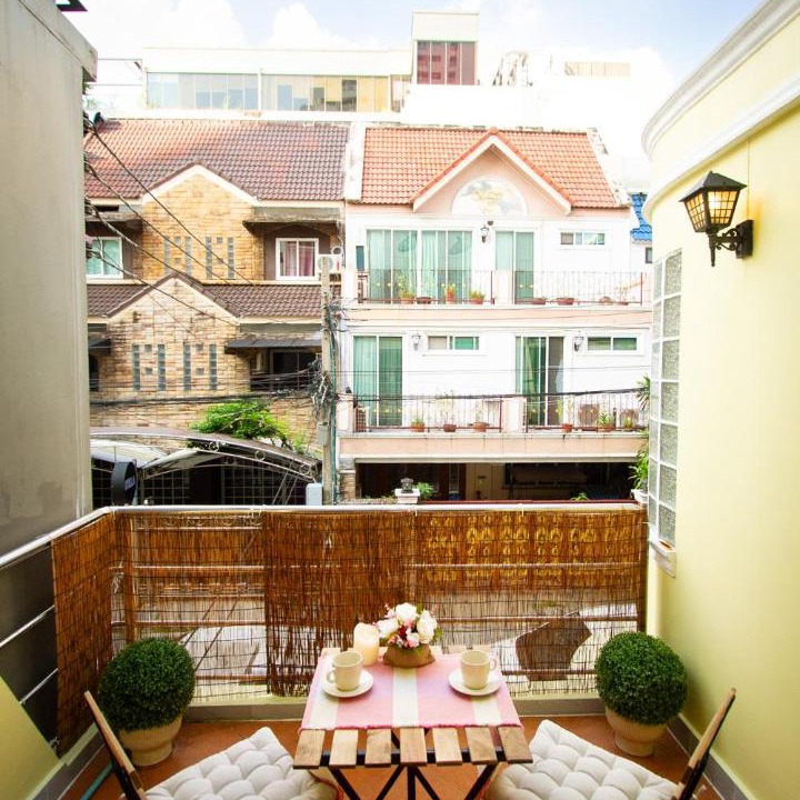 Photo of Patio Balcony in Bangkok Central Business District