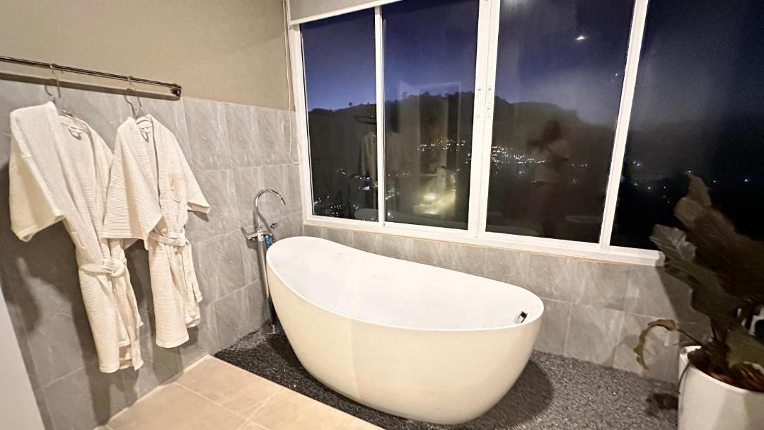 Photo of Bathroom in Mae Rim