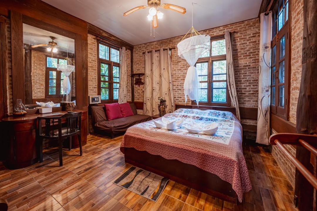 Photo of Bedroom in Mae On