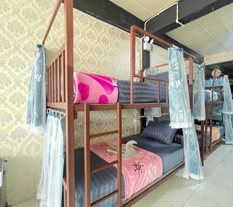 Photo of Bedroom in Haad Rin