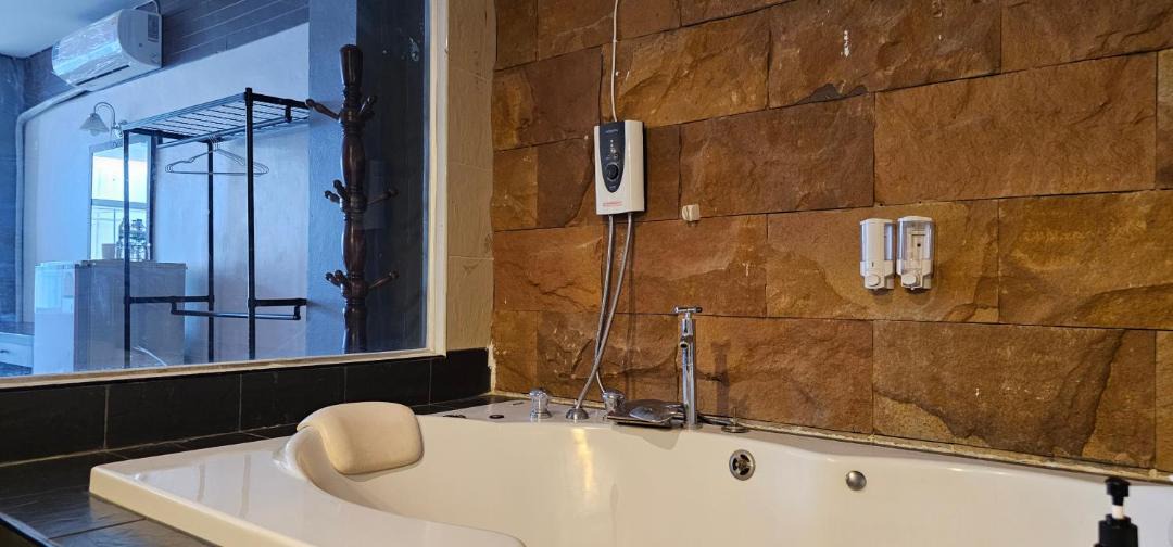 Photo of Bathroom in Talat Nuea