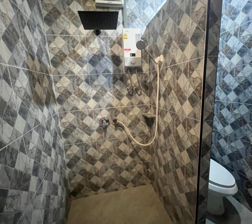 Photo of Bathroom in Ron Thong