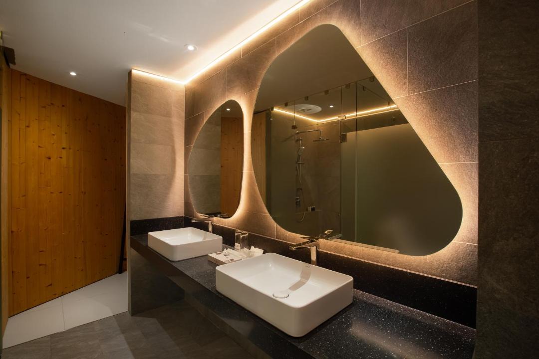 Photo of Bathroom in Khaem Son