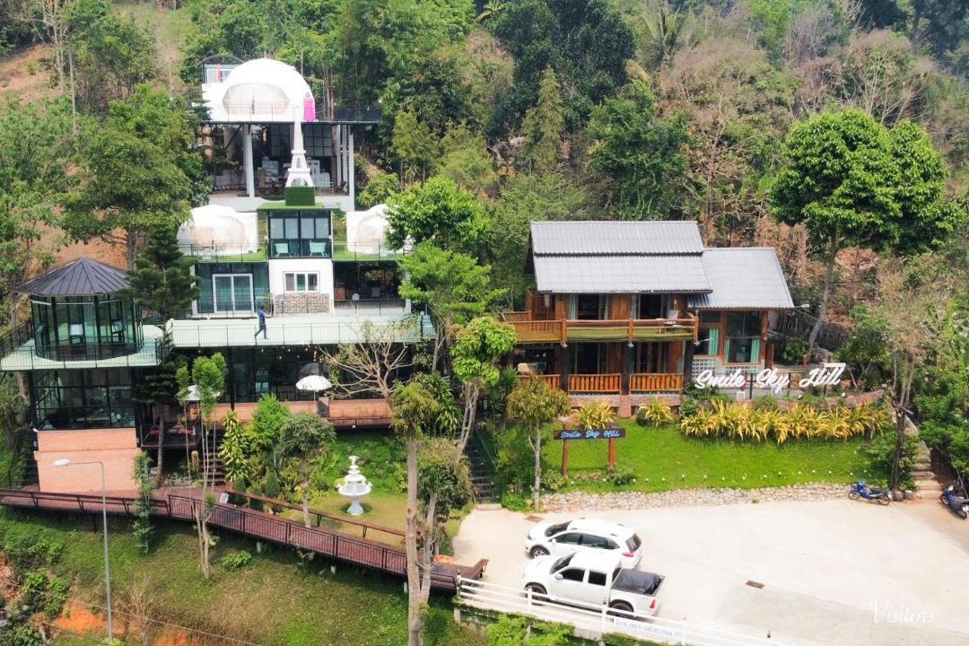 Photo of Others in Pong Yaeng