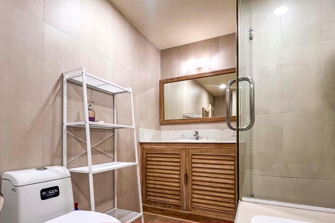 Photo of Bathroom in Wat Ket