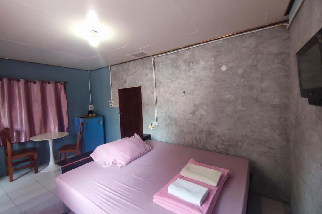 Photo of Bedroom in Laem Ngop