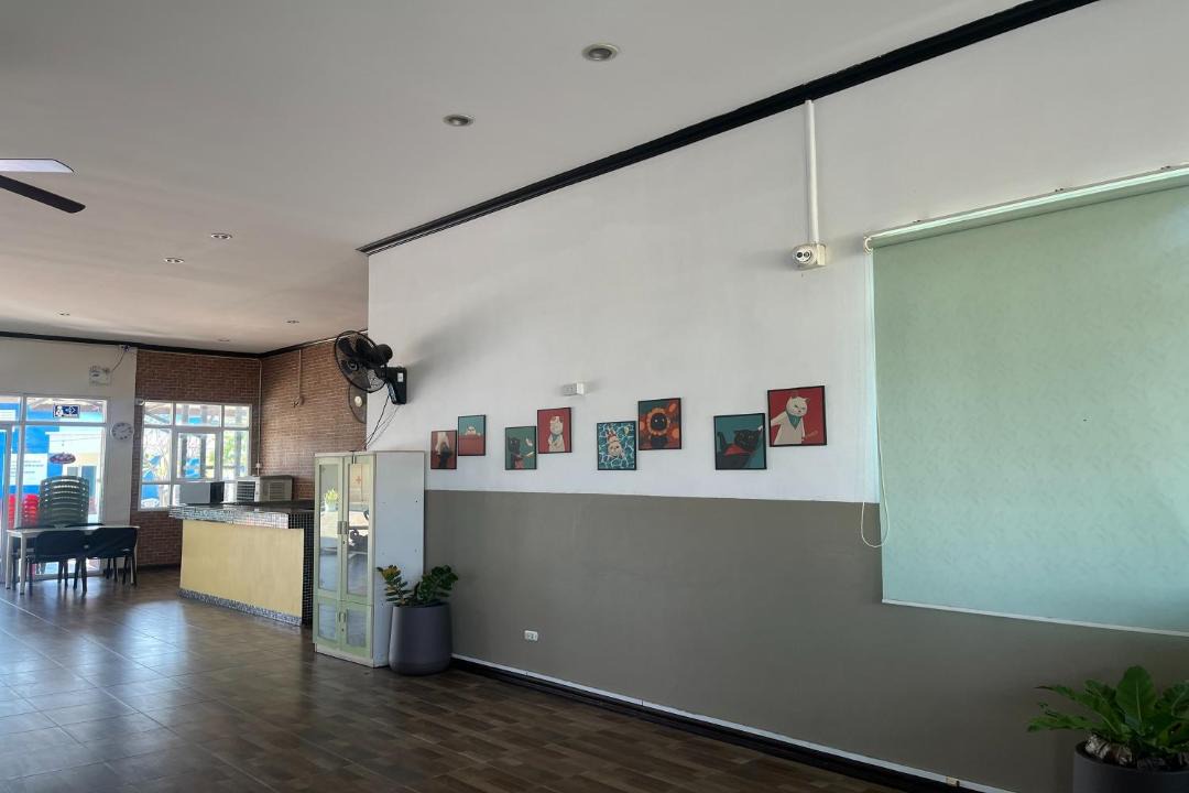 Photo of Others in Chomphu