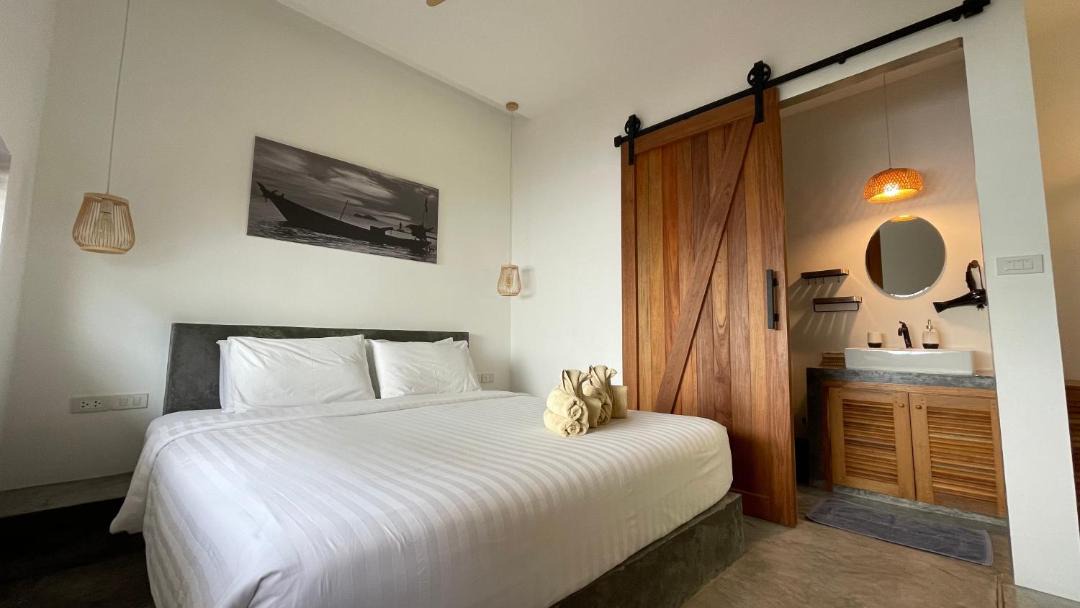 Photo of Bedroom in Wok Tum