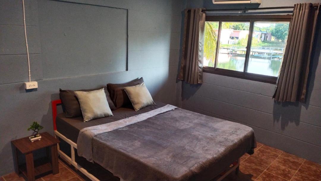 Photo of Bedroom in Dan Khun Thot