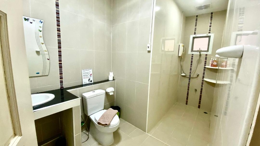 Photo of Bathroom in Pa Daet