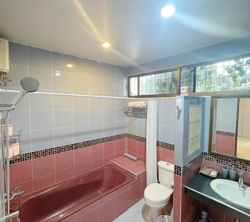 Photo of Bathroom in Central Pattaya