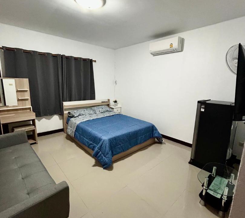 Photo of Bedroom in Mae Jo