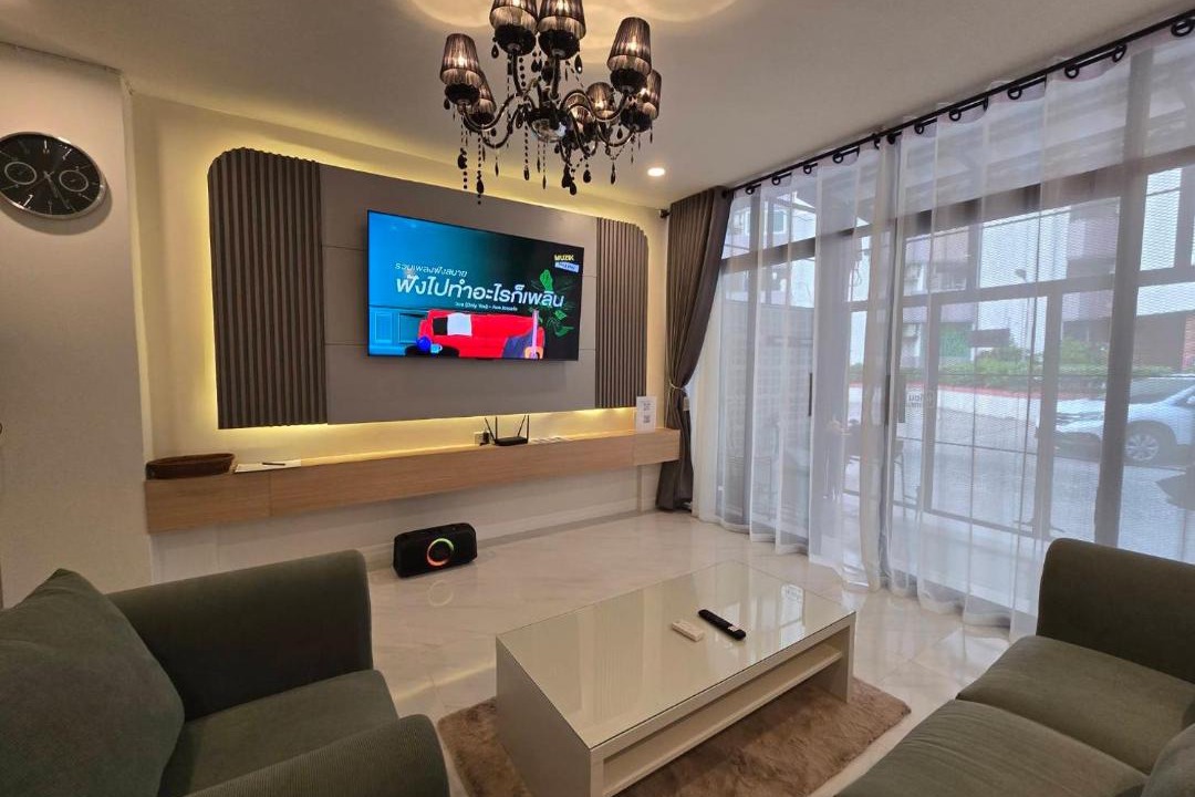 Photo of Livingroom in Ban Bang Saen