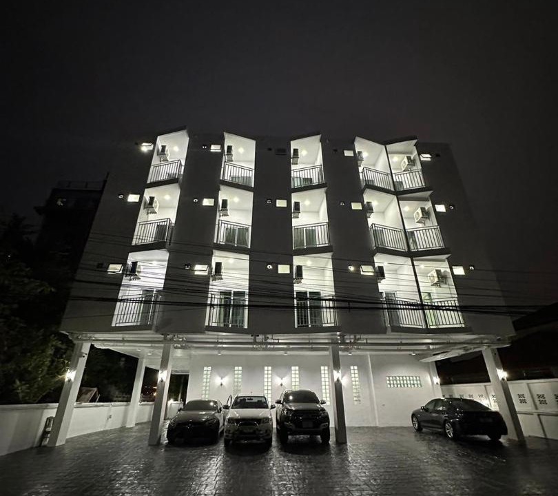 Photo of Buildings in Sila