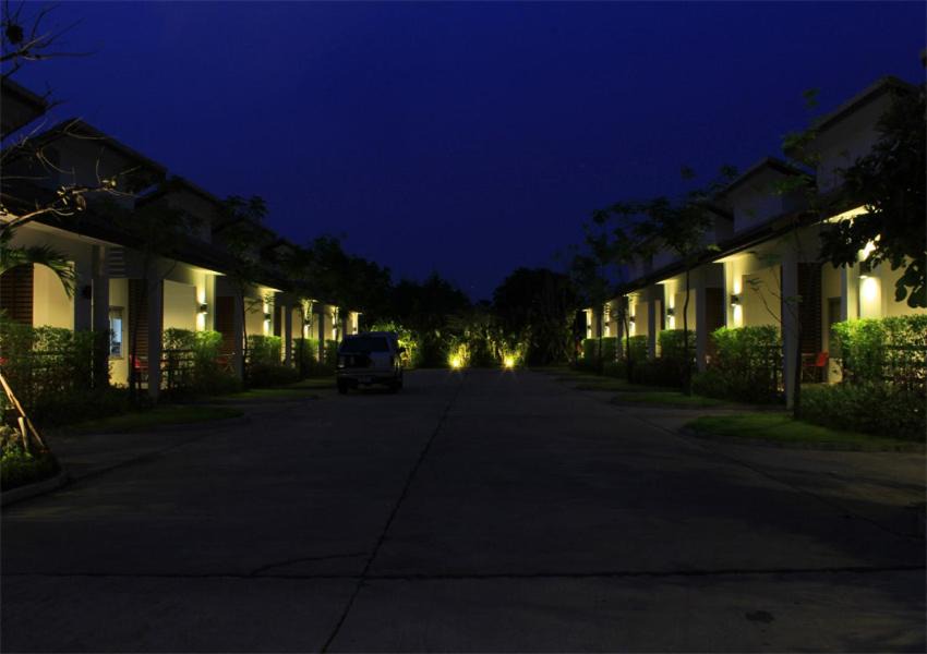 Photo of Others in Det Udom