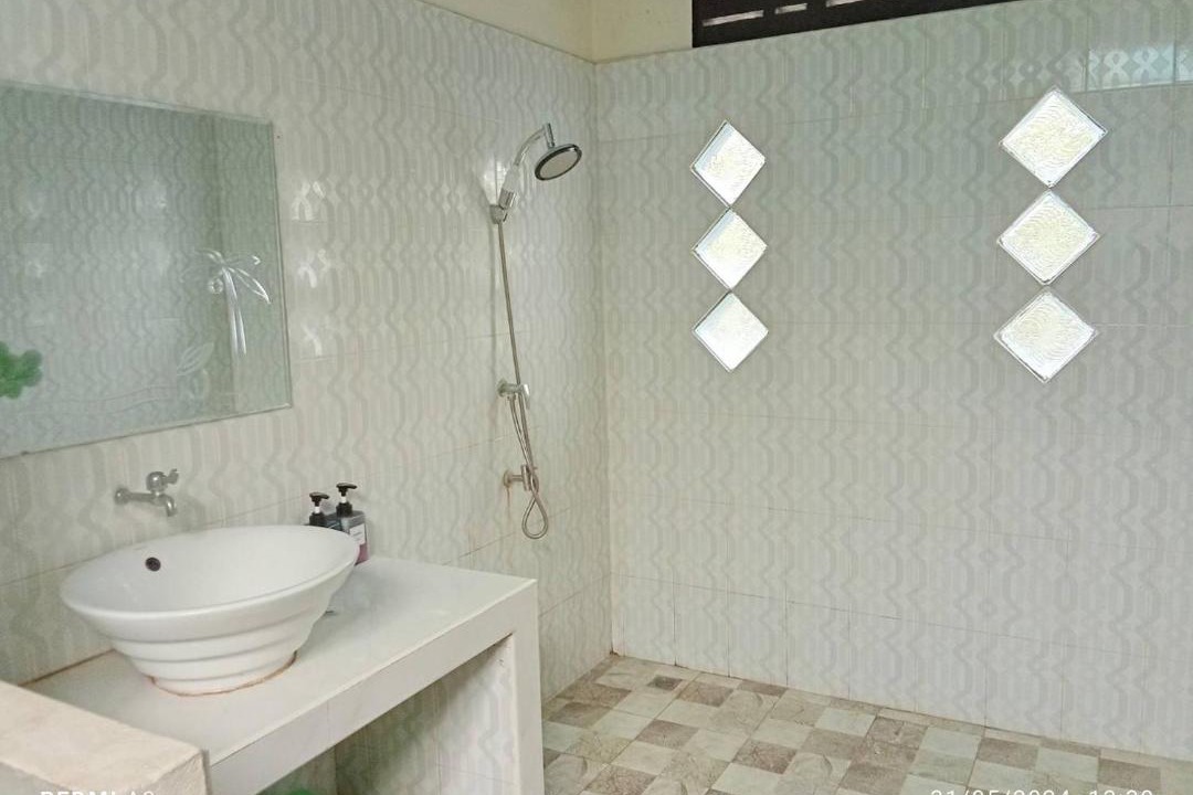Photo of Bathroom in Pak Nam