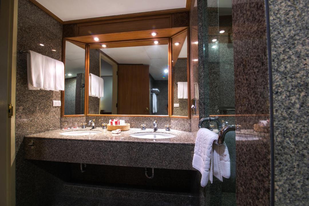 Photo of Bathroom in Nai Mueang