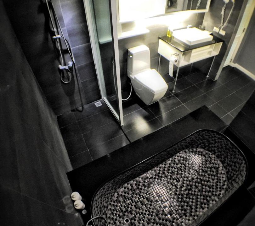 Photo of Bathroom in Racha Thewa